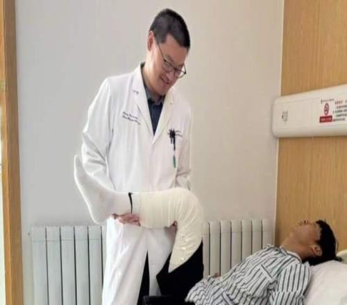 太勵(lì)志！“江西天才”今晚一球成名：足協(xié)杯上場(chǎng)88秒破門(mén)！