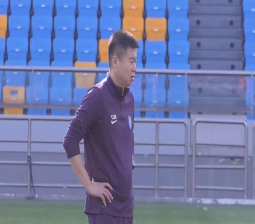 于根偉：三鎮(zhèn)能贏申花證明他們很不錯，我們會拿出飽滿斗志