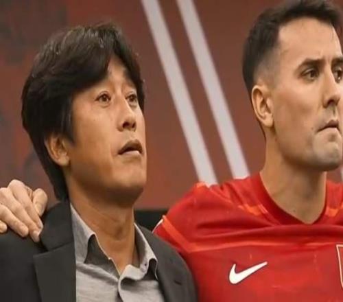 不愧亞冠唯一贏球教練：徐正源亞冠賽前被弟子鞠躬握手太感人！